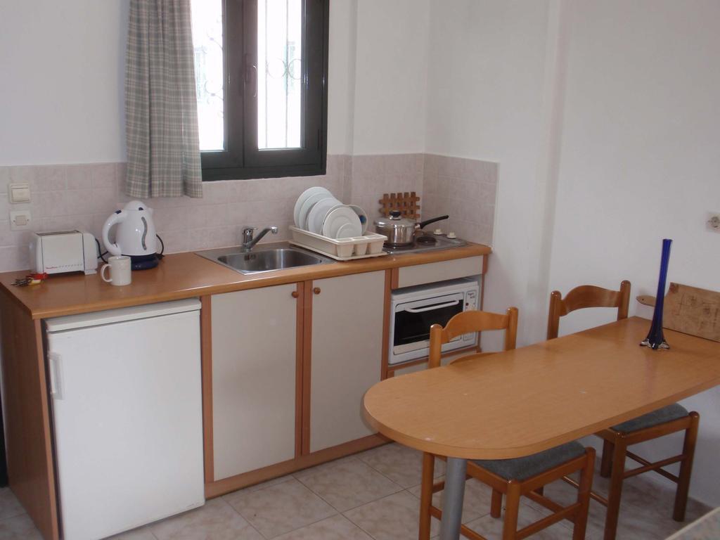 Yianetta Hotel Apartments Kavos Ngoại thất bức ảnh